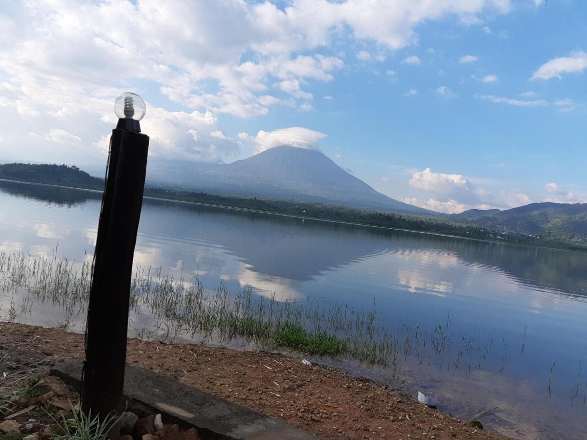 Ruhondo Beach Resort Ruhengeri Екстериор снимка